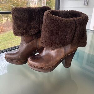 UGG. Vintage Chocolate Brown Shearling lined, Studded & Heeled Boots 9